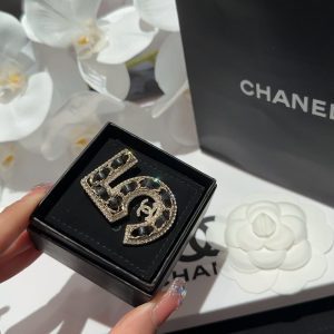Five Letter Brooch