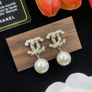 Diamond Pearl Earrings
