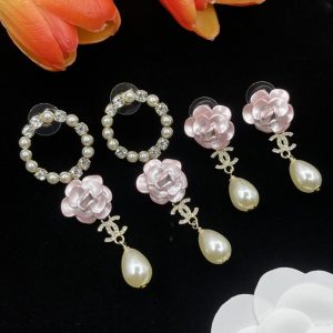 Pink Rose Pearl Earrings