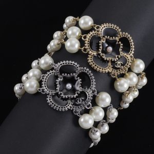 Camellia Pearl Bracelet