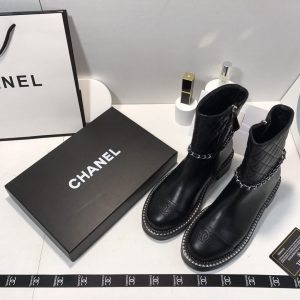 Classic Monogram Retro Smooth Work Boots for Fall and Winter