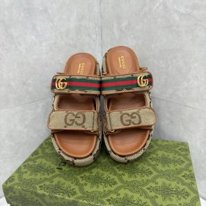 Bread style sandals