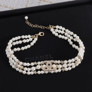 Gold Pearl Pendant Necklace