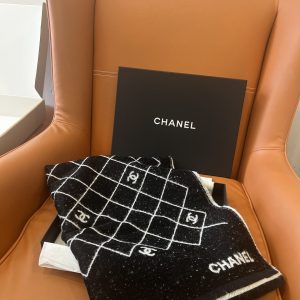 Classic double-sided jacquard scarf 195*70cm