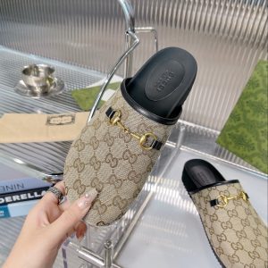 Exquisite, minimalist, and elegant slippers