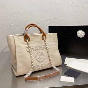 Pearl tote bag
