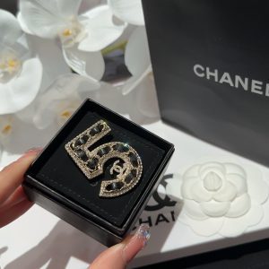 Five Letter Brooch