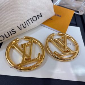5cm Classic Letter Earrings