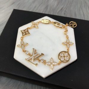 Flower bracelet