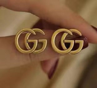 Classic Letter Stud Earrings photo review