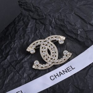 Chic Diamond Brooch