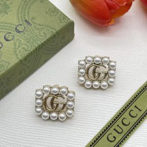 Retro Pearl Earrings