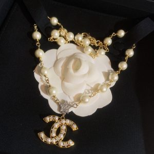 Pentagram Pearl Necklace