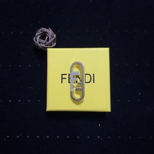 Gold round diamond brooch