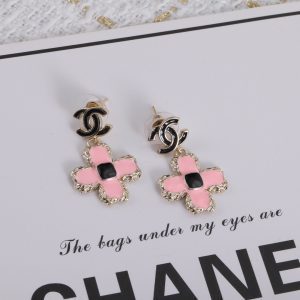 Clover pendant earrings