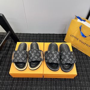 Velcro casual shoes