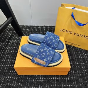Velcro casual shoes