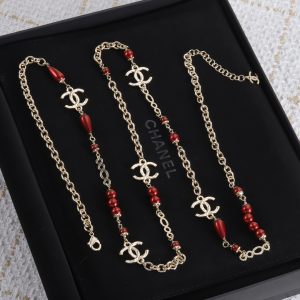 Hot selling gold heart-shaped sweater chain