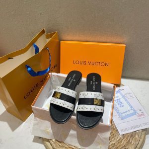 Exquisite, minimalist, and elegant slippers