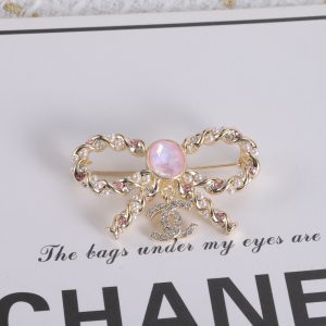 Bow brooch