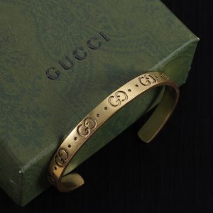 Half circle arc gold bracelet