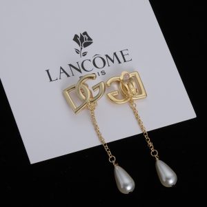 Gold Tassel Pearl Clip-On Earrings