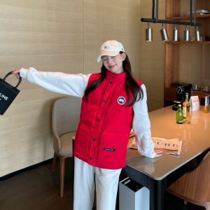 Red Fashion High Quality 625FP Duck Down Vest