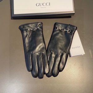 The new exclusive first touch screen gloves are 100% made of imported sheepskin gloves