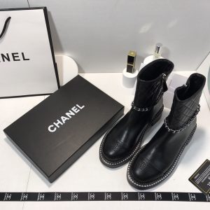 Classic Monogram Retro Smooth Work Boots for Fall and Winter