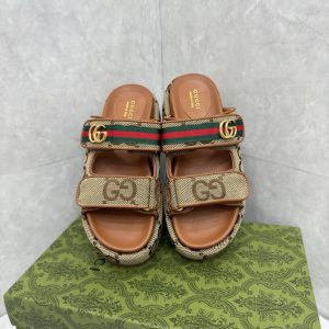 Bread style sandals