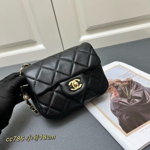 24K Pearl Square Fat Shoulder Bag 18cm