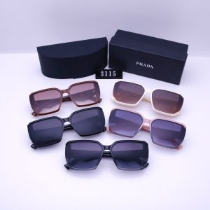 Women’s fashionable large frame sunglasses