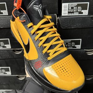 Comfortable Baita low-top basketball shoes
