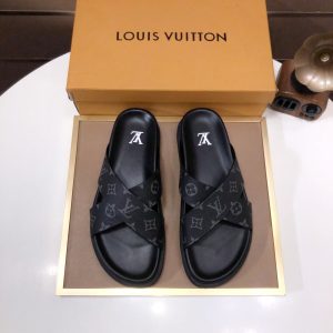 Exquisite, minimalist, and elegant slippers