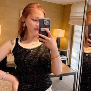 Summer women's knitted vest